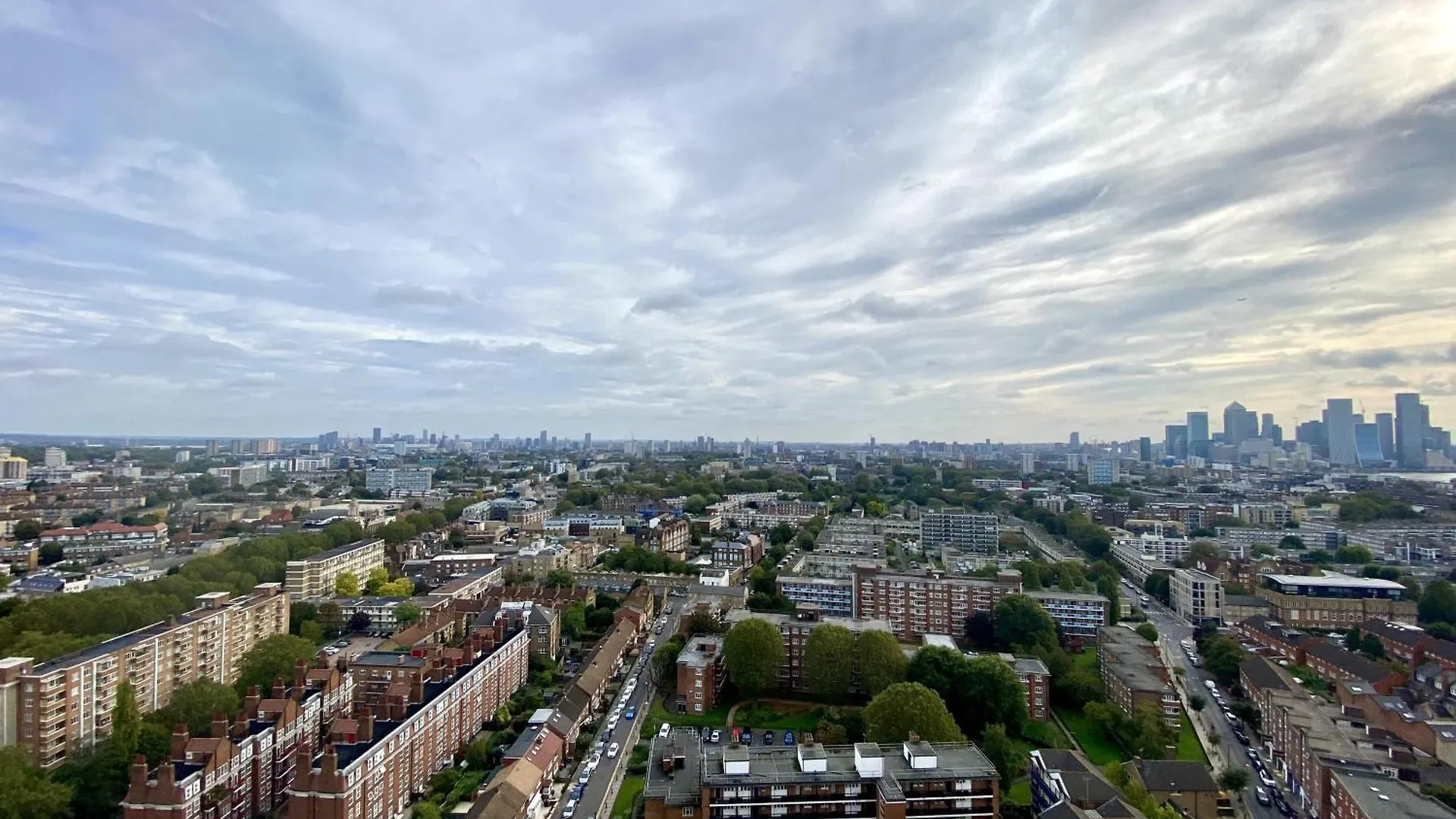 Luxury Skyline Living 2B2B Apartment Central London